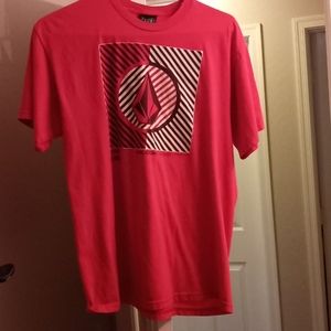 Volcom shirt almost brand new